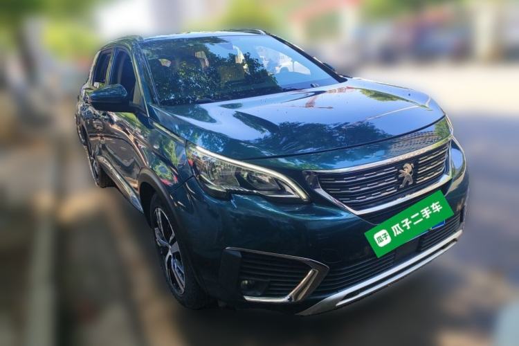 Used Peugeot 5008 2017 380THP 5-Seater Elite Edition Front Right 45 Deg