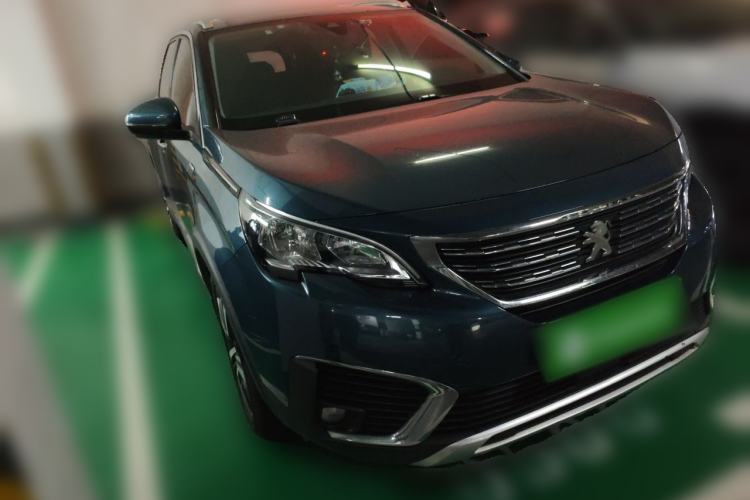 Used Peugeot 5008 2017 380THP 7-Seater Elite Edition Front Right 45 Deg