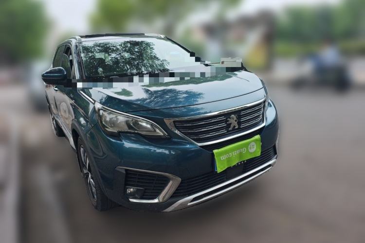 Used Peugeot 5008 2017 350THP 7-Seater Elite Edition Front Right 45 Deg