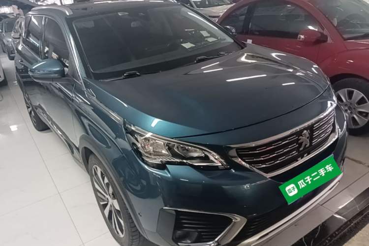 Used Peugeot 5008 2017 380THP 7-Seater Luxury Edition Front Right 45 Deg