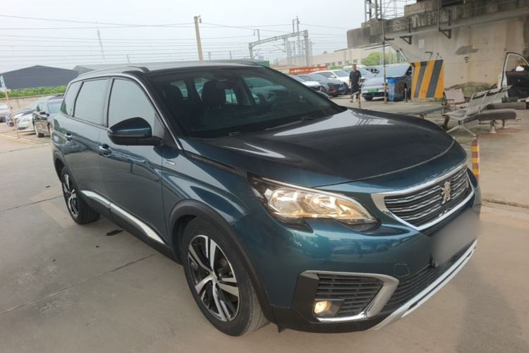 Used Peugeot 5008 2017 350THP 5-Seat Elite Edition Front Right 45 Deg