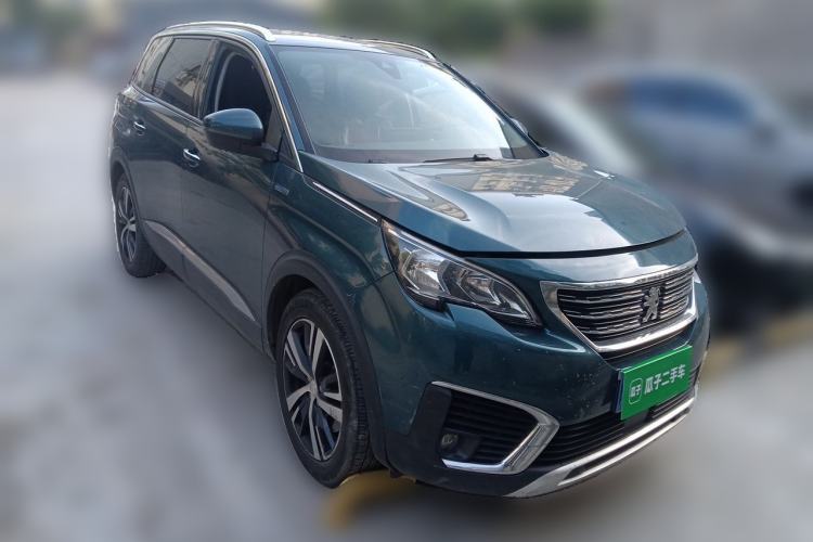 Used Peugeot 5008 2017 380THP 7-Seater Elite Edition Front Right 45 Deg