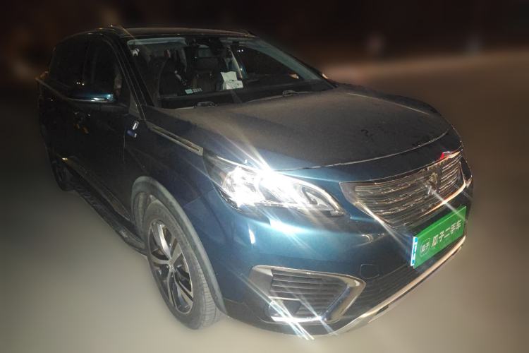 Used Peugeot 5008 2017 380THP 7-Seater Boundary-Free Edition Front Right 45 Deg