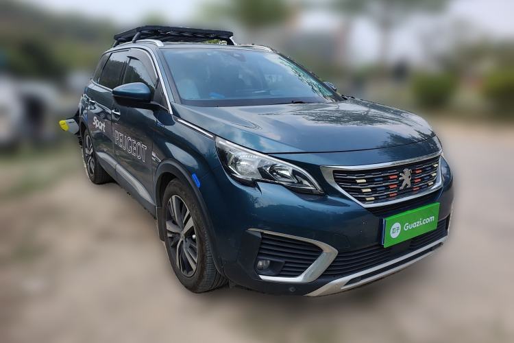 Used Peugeot 5008 2017 350THP 7-Seater Elite Edition Front Right 45 Deg