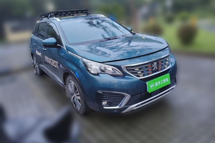 Used Peugeot 5008 2017 350THP 7-Seater Elite Edition Front Right 45 Deg