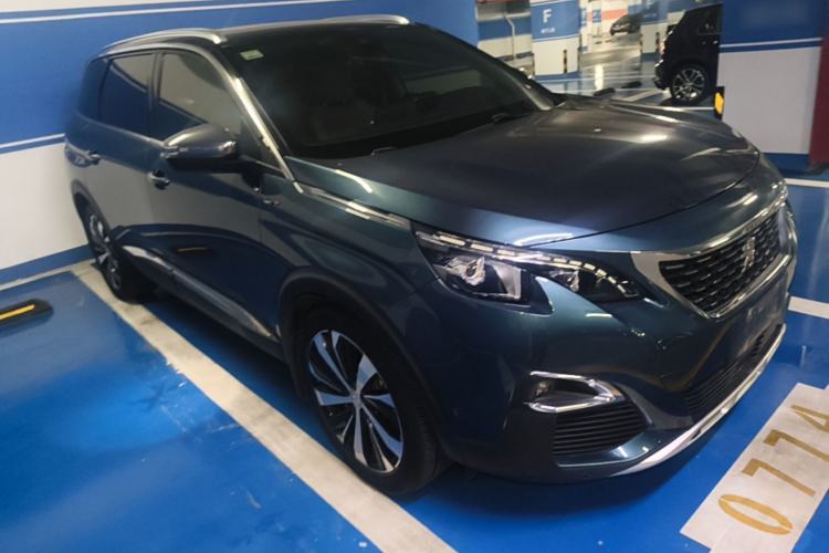 Used Peugeot 5008 2017 380THP 7-Seater Luxury GT Edition Front Right 45 Deg