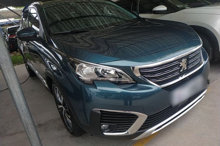 Used Peugeot 5008 2017 380THP 7-Seater Elite Edition Front Right 45 Deg