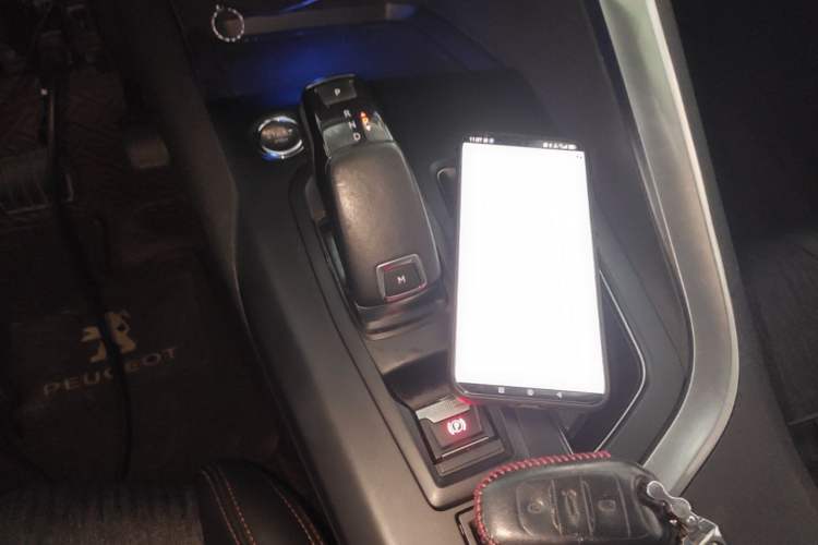 Used Peugeot 5008 2017 380THP 7-Seater Elite Edition Gear Lever