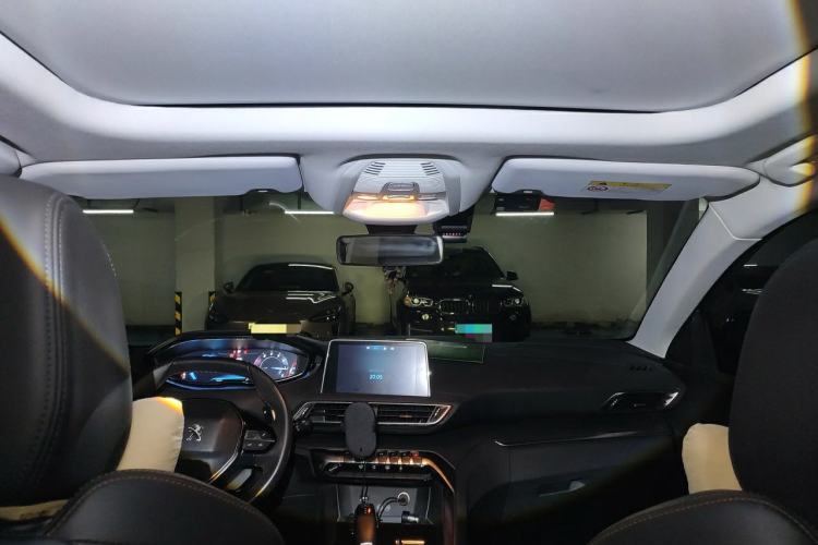 Used Peugeot 5008 2017 380THP 7-Seater Elite Edition Headliner