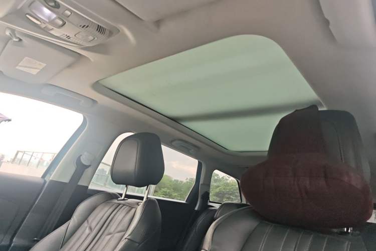 Used Peugeot 5008 2017 380THP 7-Seater Luxury Edition Headliner