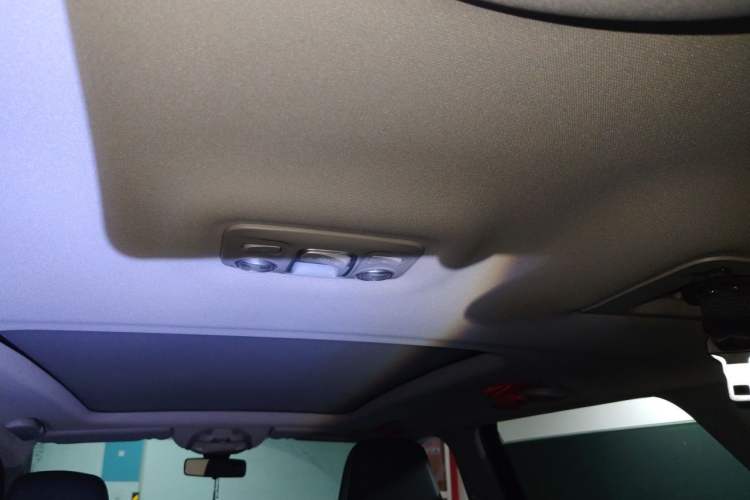Used Peugeot 5008 2017 380THP 7-Seater Boundary-Free Edition Headliner