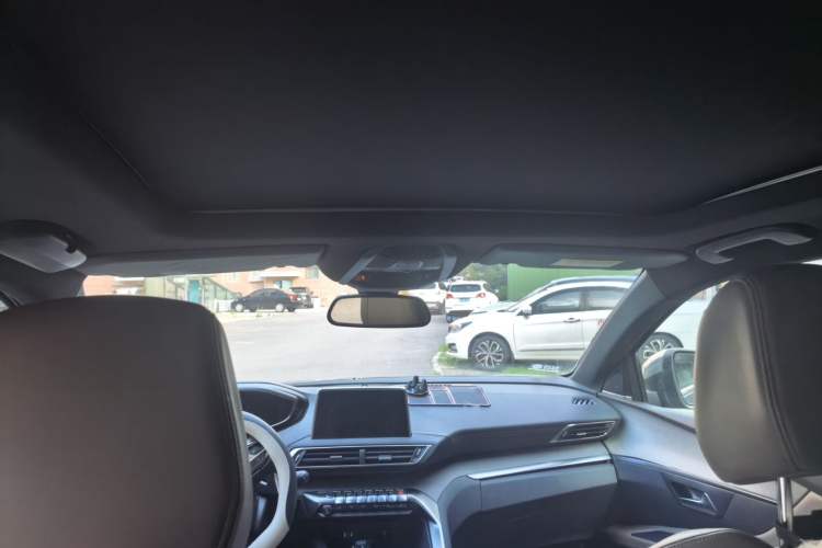 Used Peugeot 5008 2017 380THP 7-Seater Luxury GT Edition Headliner