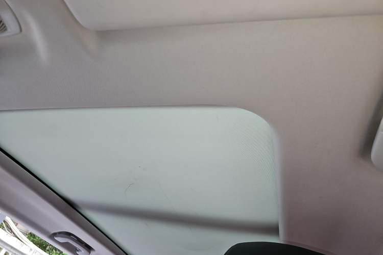 Used Peugeot 5008 2017 350THP 7-Seater Elite Edition Headliner