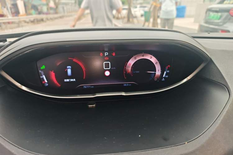 Used Peugeot 5008 2017 380THP 7-Seater Luxury Edition Instrument Cluster