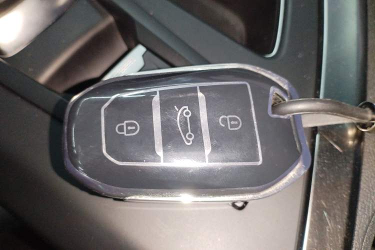 Used Peugeot 5008 2017 380THP 7-Seater Elite Edition Interior 1
