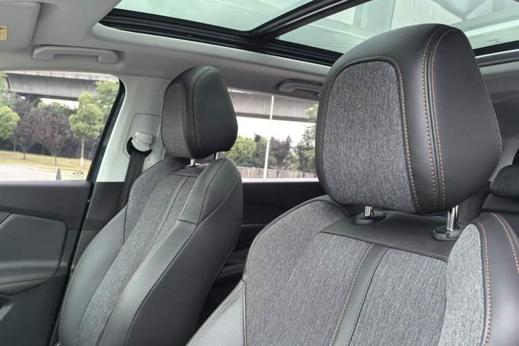 Used Peugeot 5008 2017 380THP 7-Seater Elite Edition Interior 11