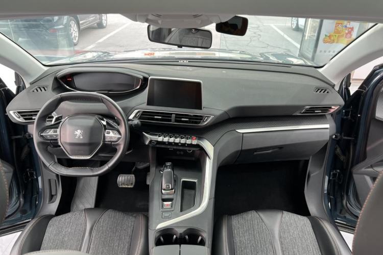 Used Peugeot 5008 2017 380THP 7-Seater Elite Edition Interior 2