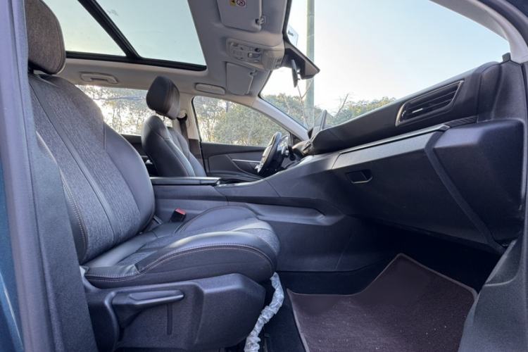 Used Peugeot 5008 2017 380THP 7-Seater Elite Edition Interior 5