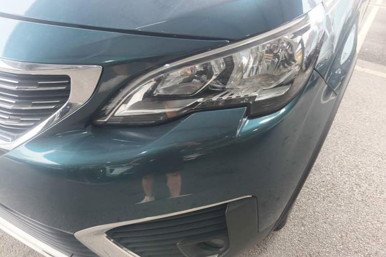 Used Peugeot 5008 2017 380THP 5-Seater Elite Edition Left Front Headlight