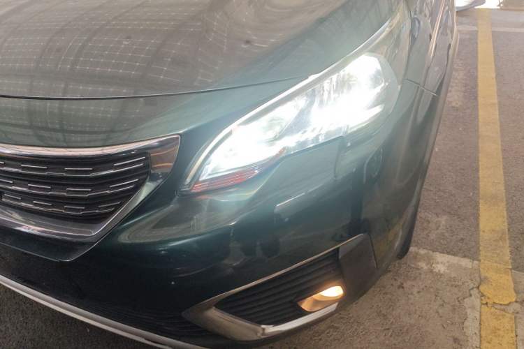 Used Peugeot 5008 2017 350THP 7-Seater Elite Edition Left Front Headlight
