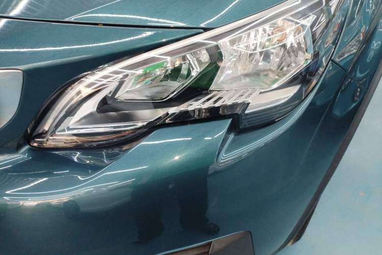 Used Peugeot 5008 2017 380THP 7-Seater Elite Edition Left Front Headlight