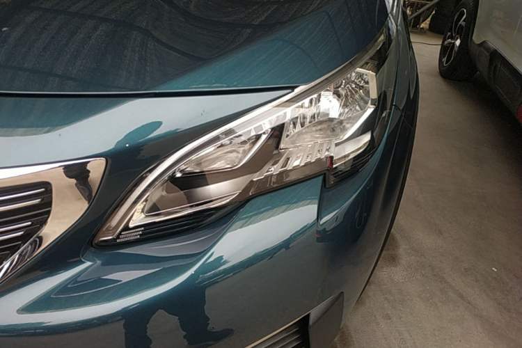Used Peugeot 5008 2017 380THP 7-Seater Elite Edition Left Front Headlight