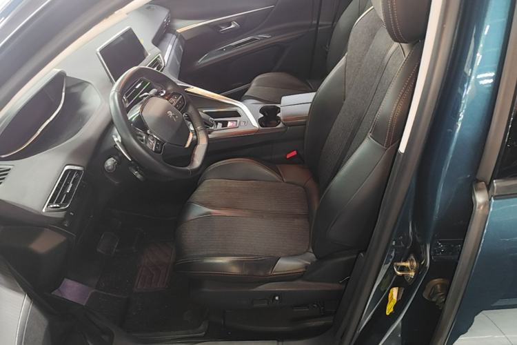 Used Peugeot 5008 2017 380THP 5-Seater Elite Edition Left Front Seat