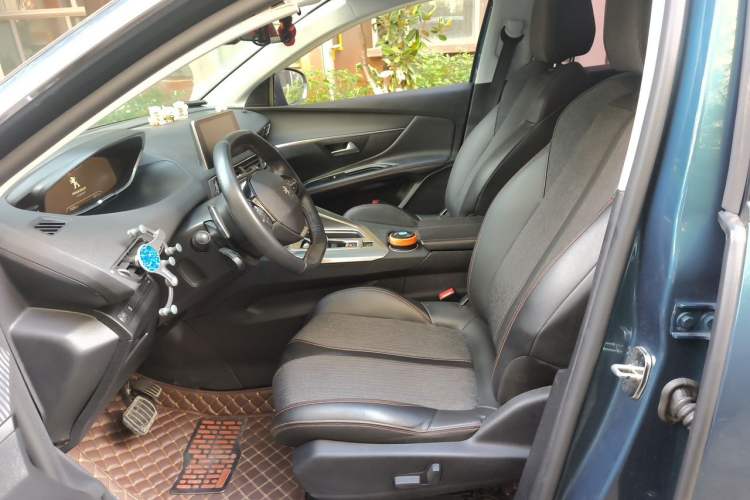 Used Peugeot 5008 2017 380THP 5-Seater Elite Edition Left Front Seat