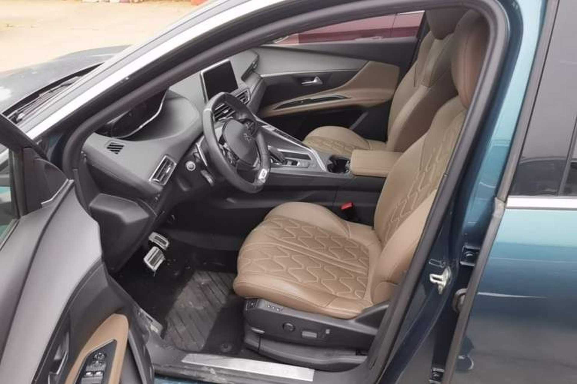 Used Peugeot 5008 2017 380THP 7-Seater Luxury GT Edition Left Front Seat