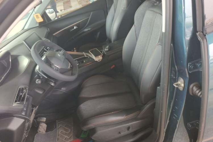 Used Peugeot 5008 2017 350THP 5-Seat Elite Edition Left Front Seat