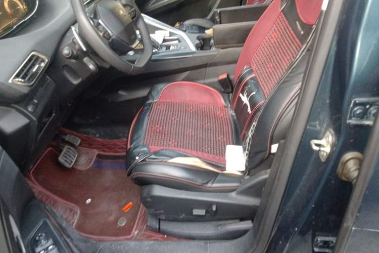 Used Peugeot 5008 2017 380THP 7-Seater Elite Edition Left Front Seat