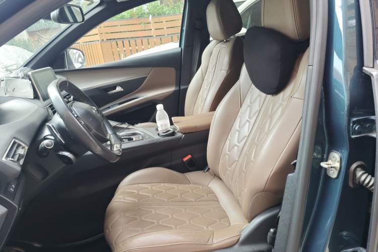 Used Peugeot 5008 2017 380THP 7-Seater Luxury GT Edition Left Front Seat