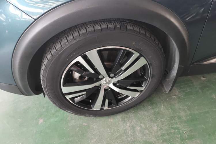 Used Peugeot 5008 2017 380THP 7-Seater Elite Edition Left Front Wheel Hub