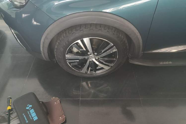 Used Peugeot 5008 2017 380THP 7-Seater Boundary-Free Edition Left Front Wheel Hub