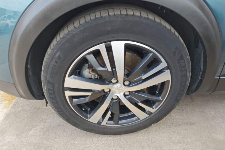 Used Peugeot 5008 2017 380THP 7-Seater Boundary-Free Edition Left Front Wheel Hub