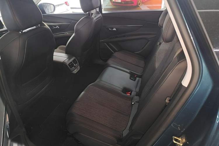 Used Peugeot 5008 2017 380THP 5-Seater Elite Edition Left Rear Seat