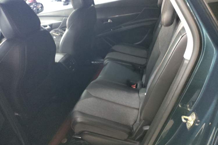 Used Peugeot 5008 2017 380THP 7-Seater Elite Edition Left Rear Seat