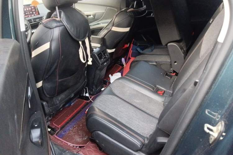 Used Peugeot 5008 2017 380THP 7-Seater Elite Edition Left Rear Seat