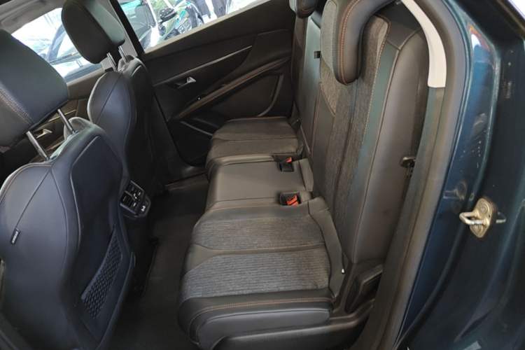 Used Peugeot 5008 2017 380THP 7-Seater Elite Edition Left Rear Seat