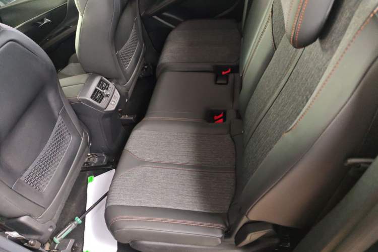 Used Peugeot 5008 2017 350THP 7-Seater Elite Edition Left Rear Seat