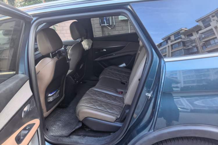 Used Peugeot 5008 2017 380THP 7-Seater Luxury GT Edition Left Rear Seat