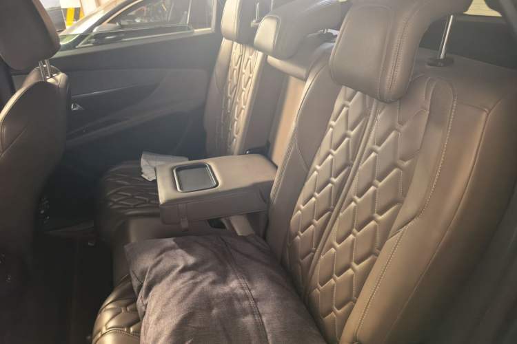 Used Peugeot 5008 2017 380THP 7-Seater Luxury GT Edition Left Rear Seat