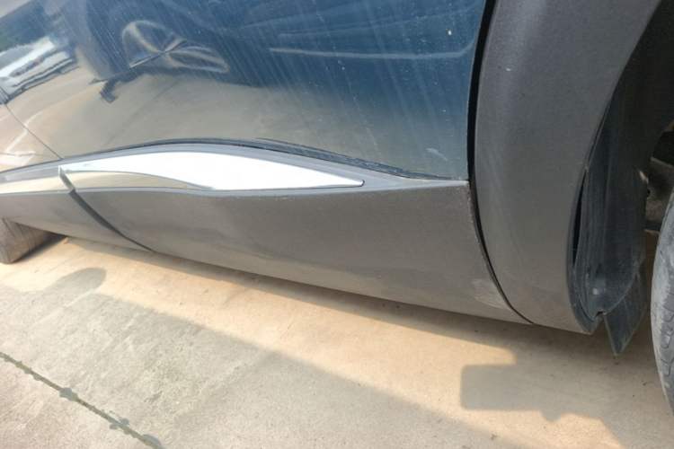 Used Peugeot 5008 2017 350THP 5-Seat Elite Edition Left Side Sill