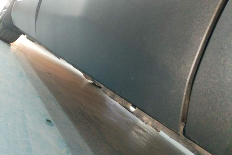 Used Peugeot 5008 2017 380THP 7-Seater Elite Edition Left Side Sill