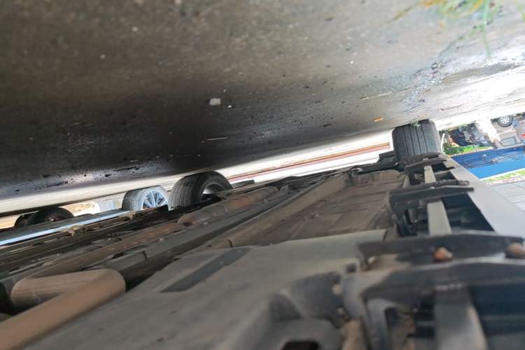 Used Peugeot 5008 2017 380THP 7-Seater Elite Edition Left Side Sill