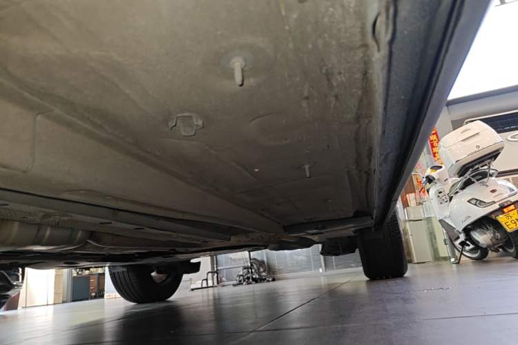 Used Peugeot 5008 2017 380THP 7-Seater Elite Edition Left Side Sill