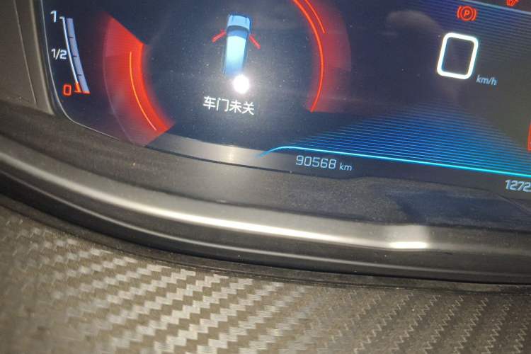 Used Peugeot 5008 2017 350THP 7-Seater Elite Edition Odometer Close Up