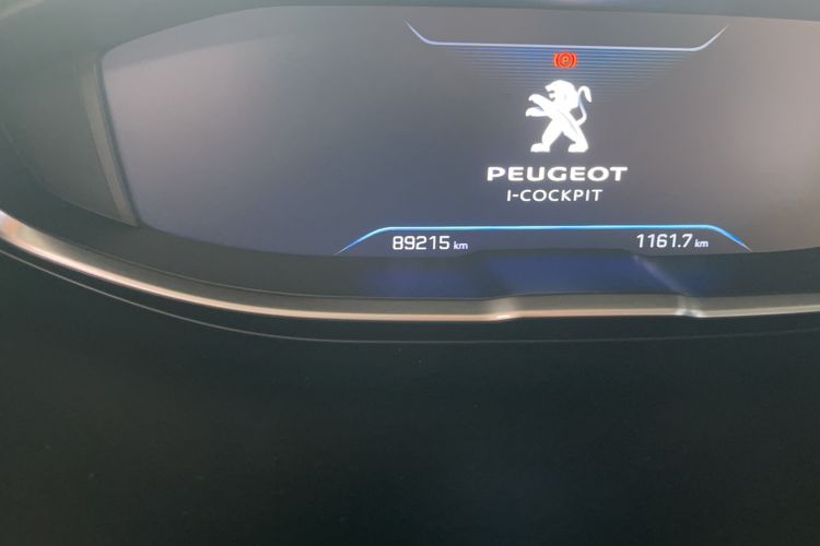 Used Peugeot 5008 2017 350THP 7-Seater Elite Edition Odometer Close Up