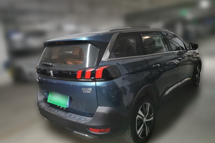 Used Peugeot 5008 2017 380THP 7-Seater Elite Edition Rear Right 45 Deg