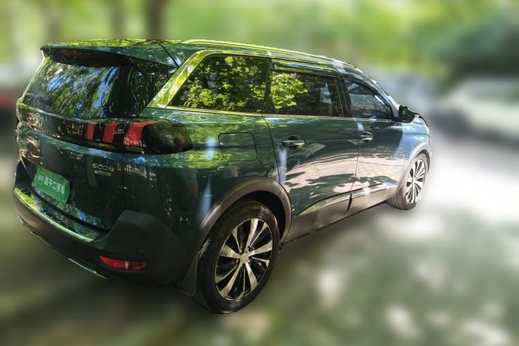 Used Peugeot 5008 2017 380THP 7-Seater Luxury Edition Rear Right 45 Deg